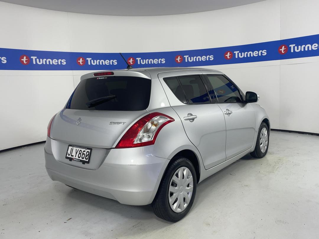 Photo '7' of Suzuki Swift