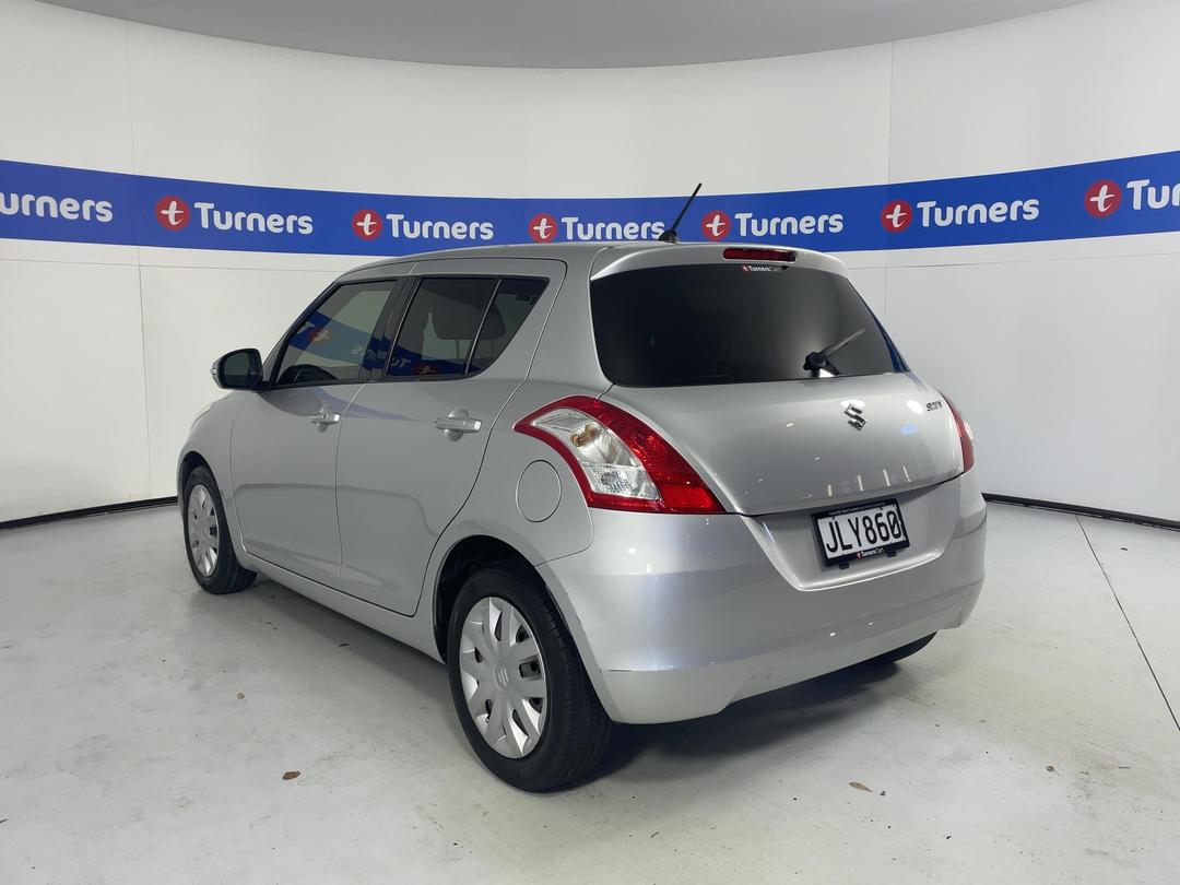 Photo '5' of Suzuki Swift