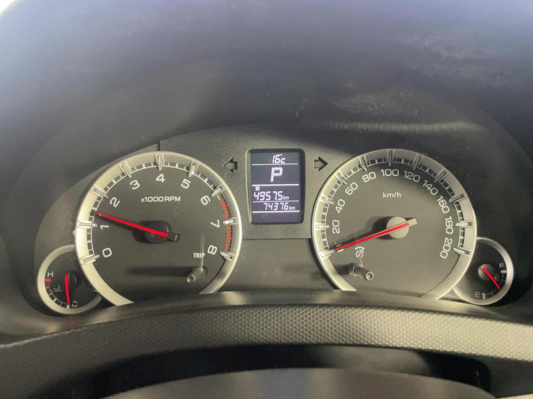 Photo '21' of Suzuki Swift
