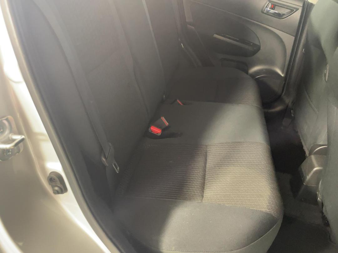 Photo '20' of Suzuki Swift