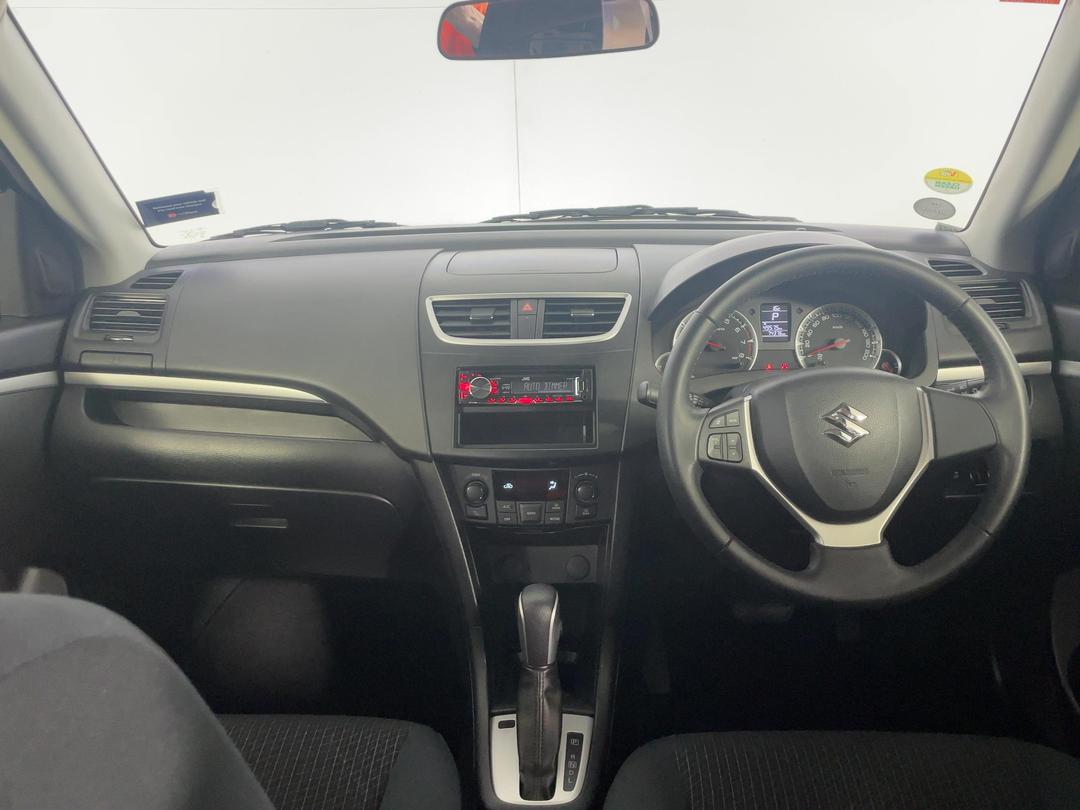 Photo '17' of Suzuki Swift