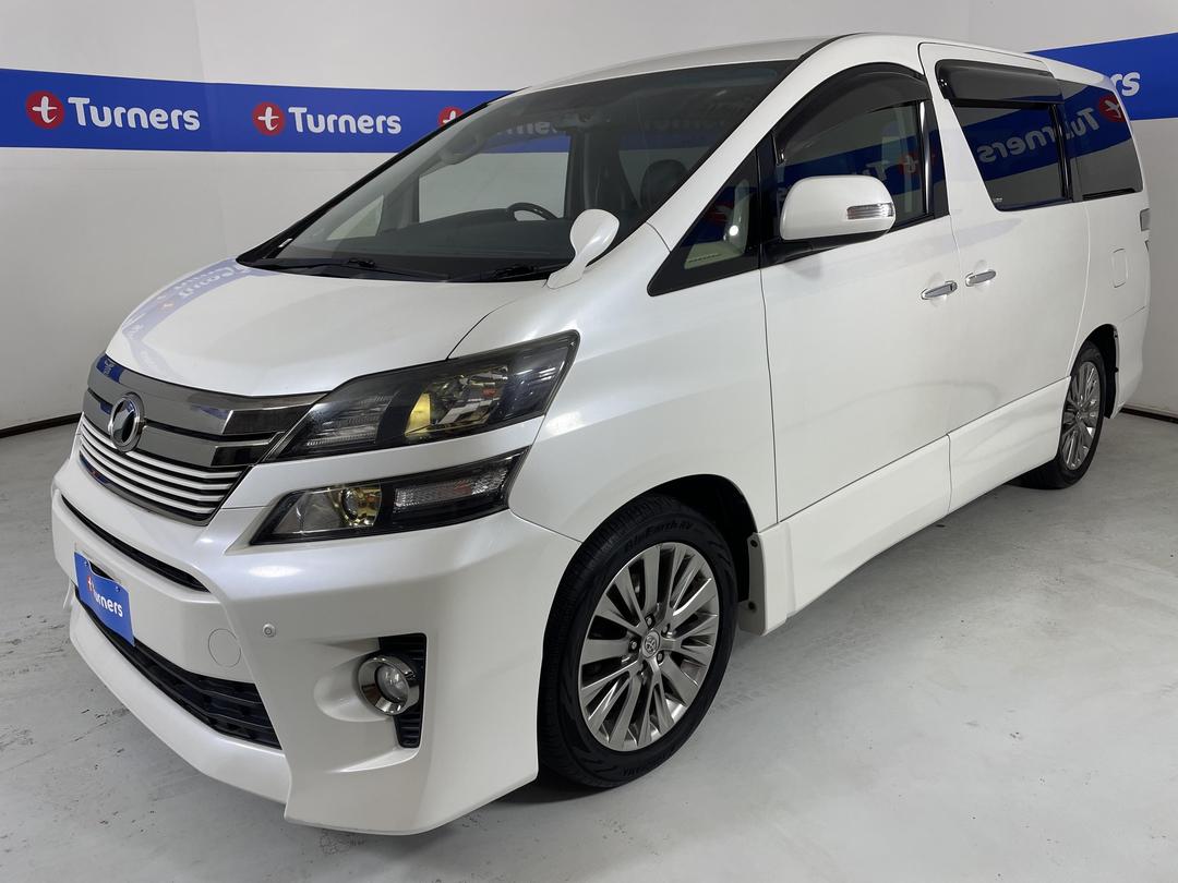 Photo '4' of Toyota Alphard