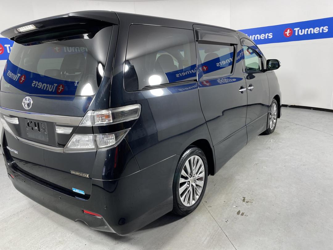 Photo '7' of Toyota Alphard