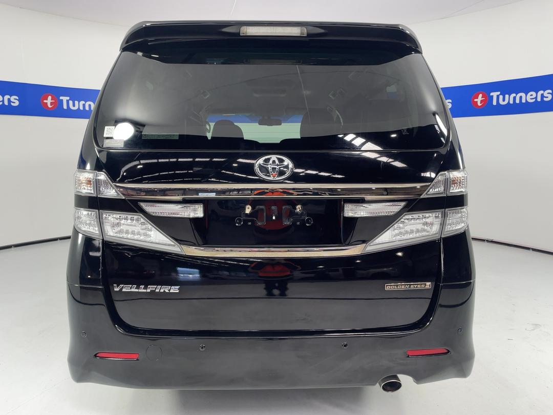 Photo '6' of Toyota Alphard
