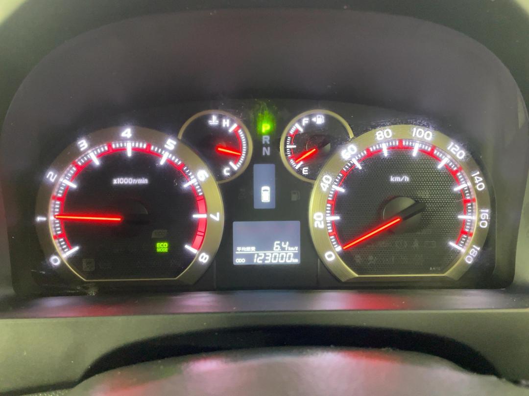 Photo '20' of Toyota Alphard
