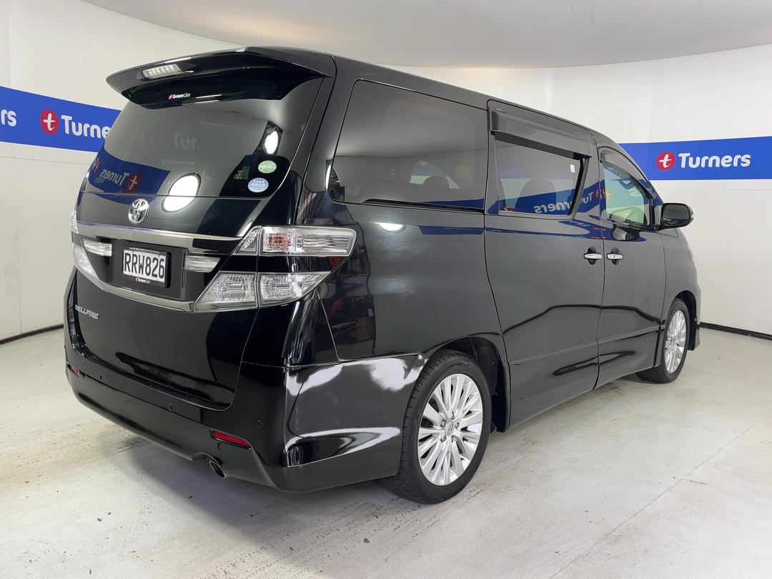 Photo '7' of Toyota Alphard