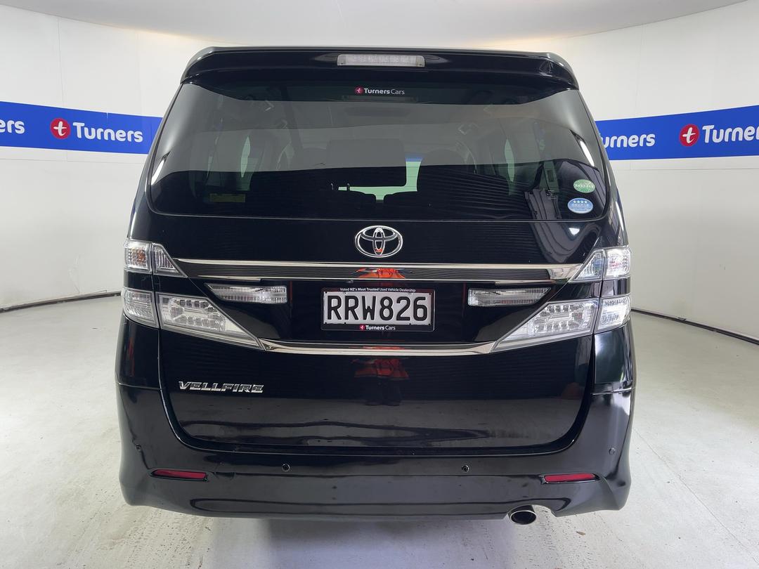 Photo '6' of Toyota Alphard
