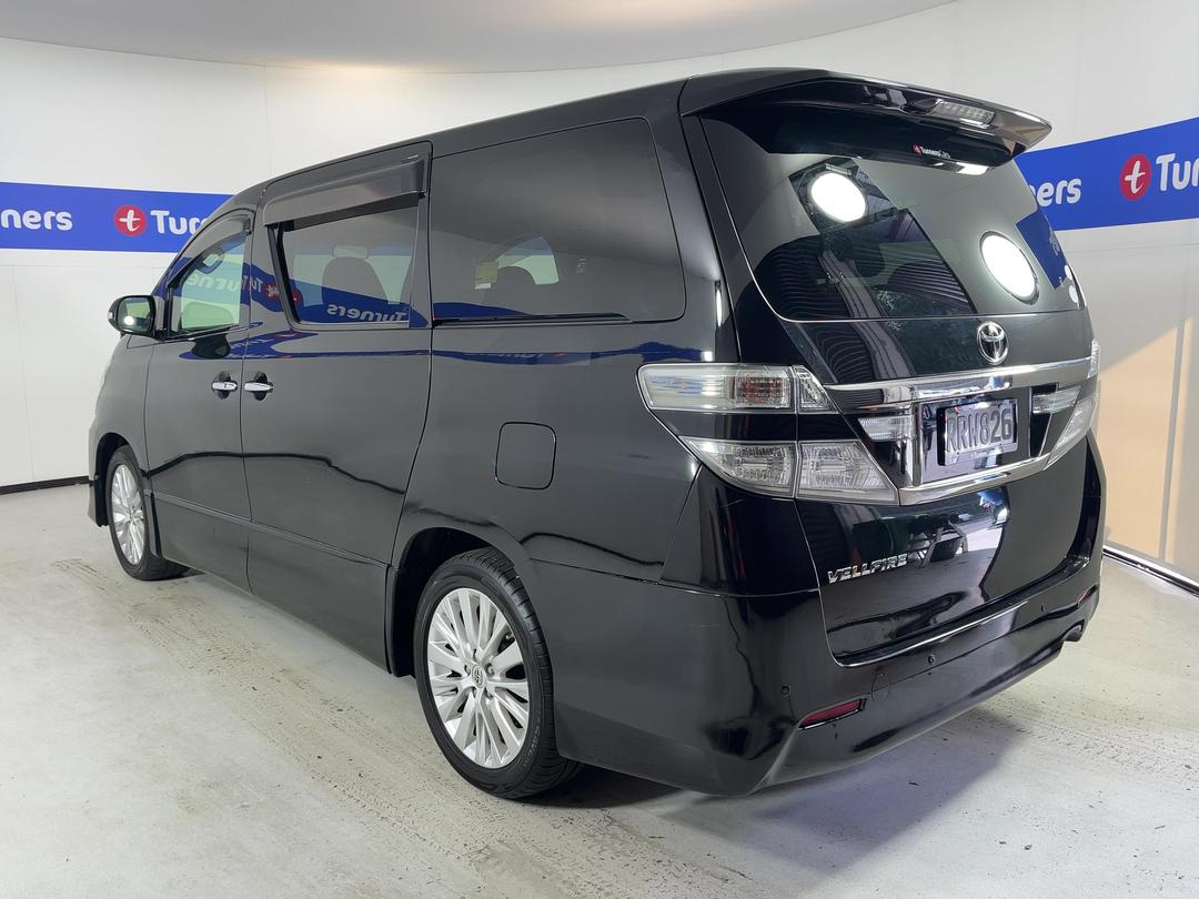 Photo '5' of Toyota Alphard
