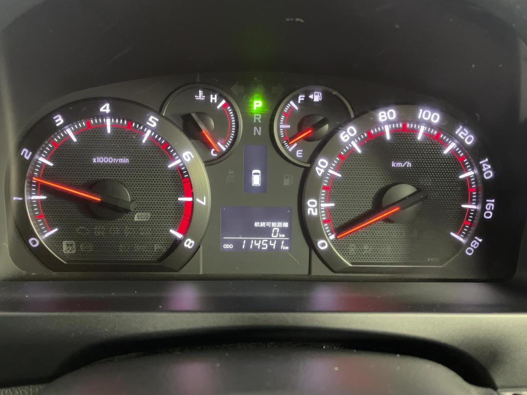 Photo '21' of Toyota Alphard