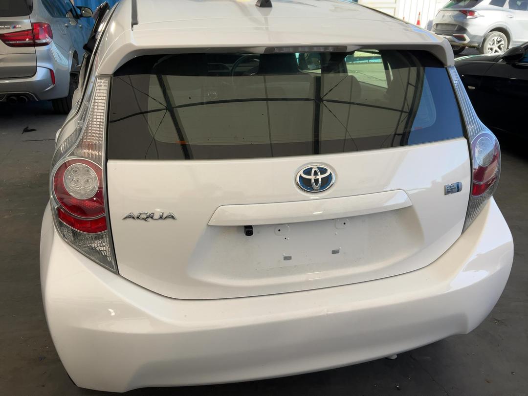 Photo '5' of Toyota Aqua