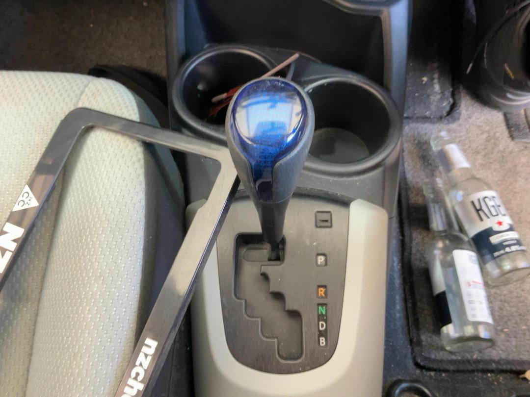 Photo '12' of Toyota Aqua