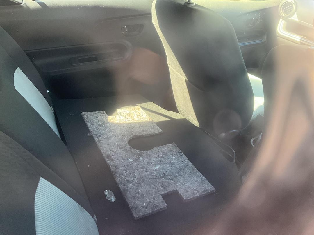 Photo '30' of Toyota Aqua Hybrid