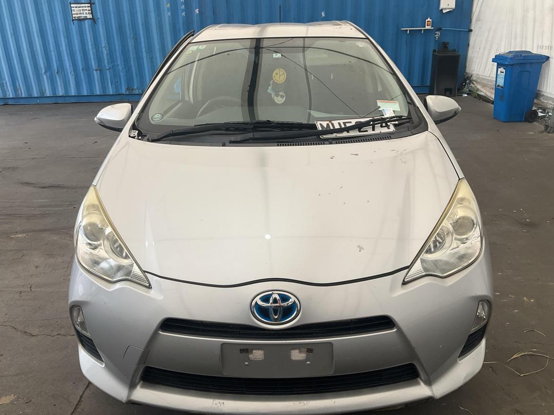 Photo '2' of Toyota Aqua