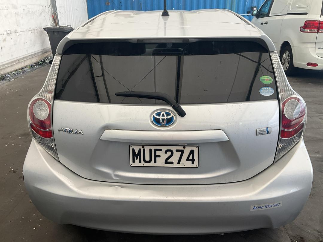 Photo '5' of Toyota Aqua