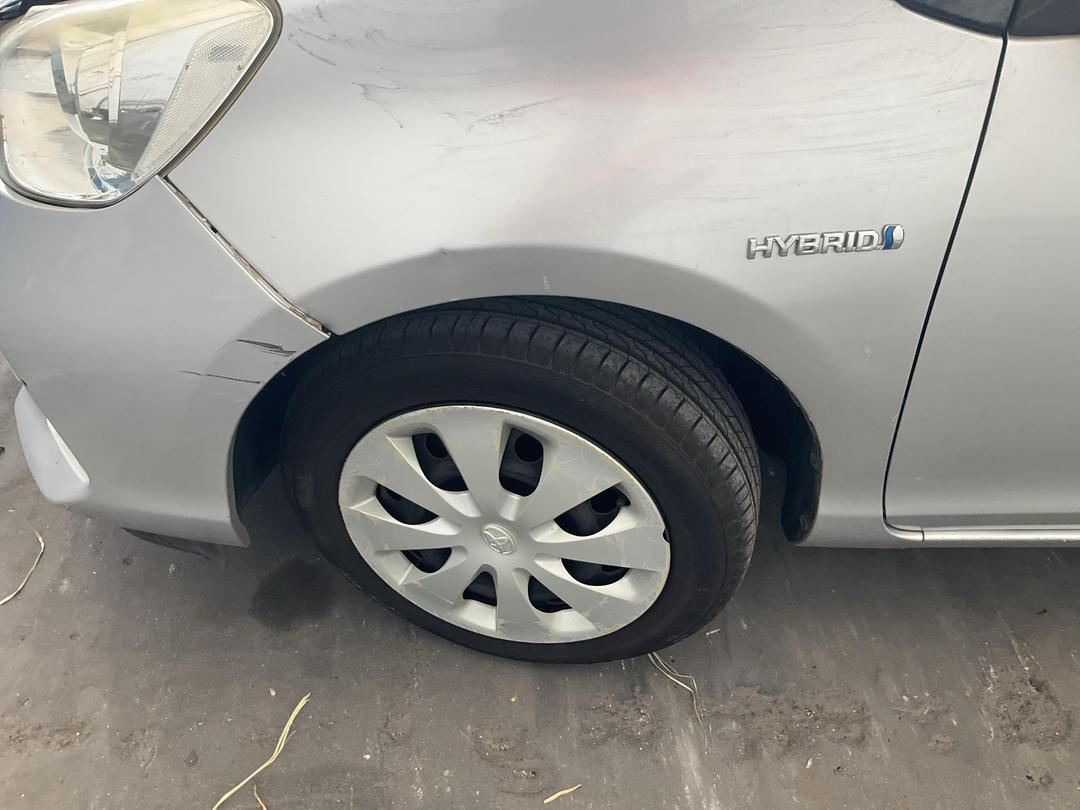 Photo '16' of Toyota Aqua