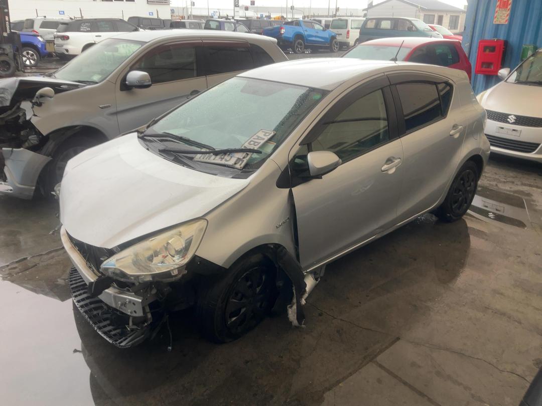 Photo '2' of Toyota Aqua