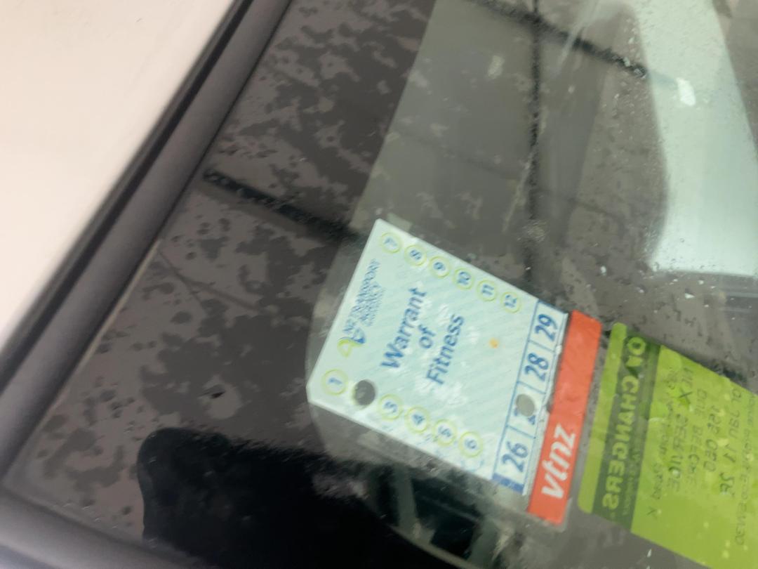 Photo '23' of Toyota Aqua