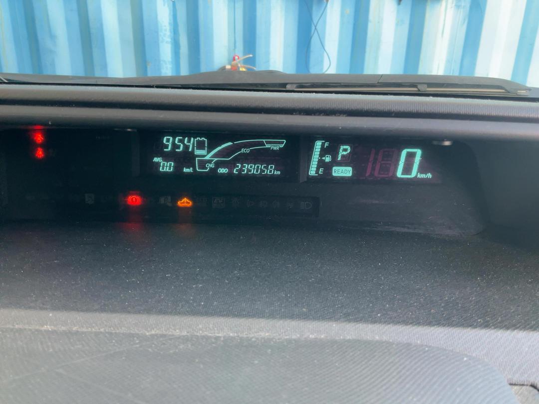 Photo '27' of Toyota Aqua