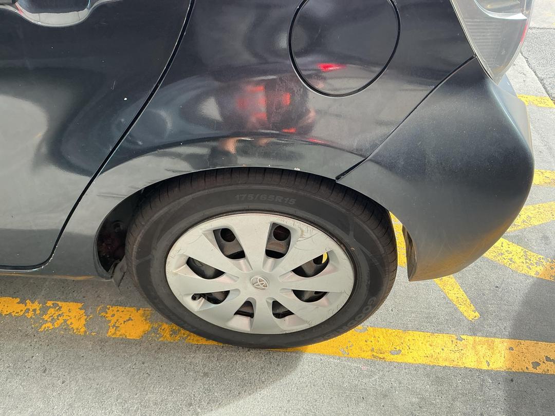 Photo '19' of Toyota Aqua