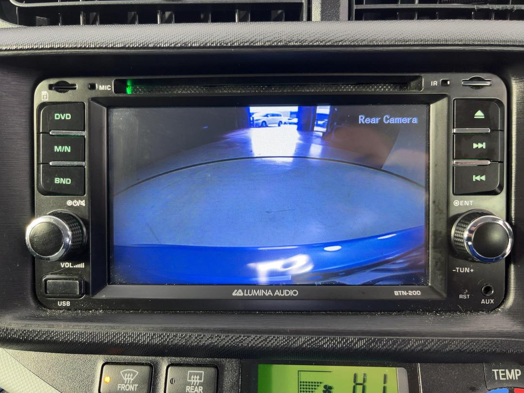 Photo '26' of Toyota Aqua