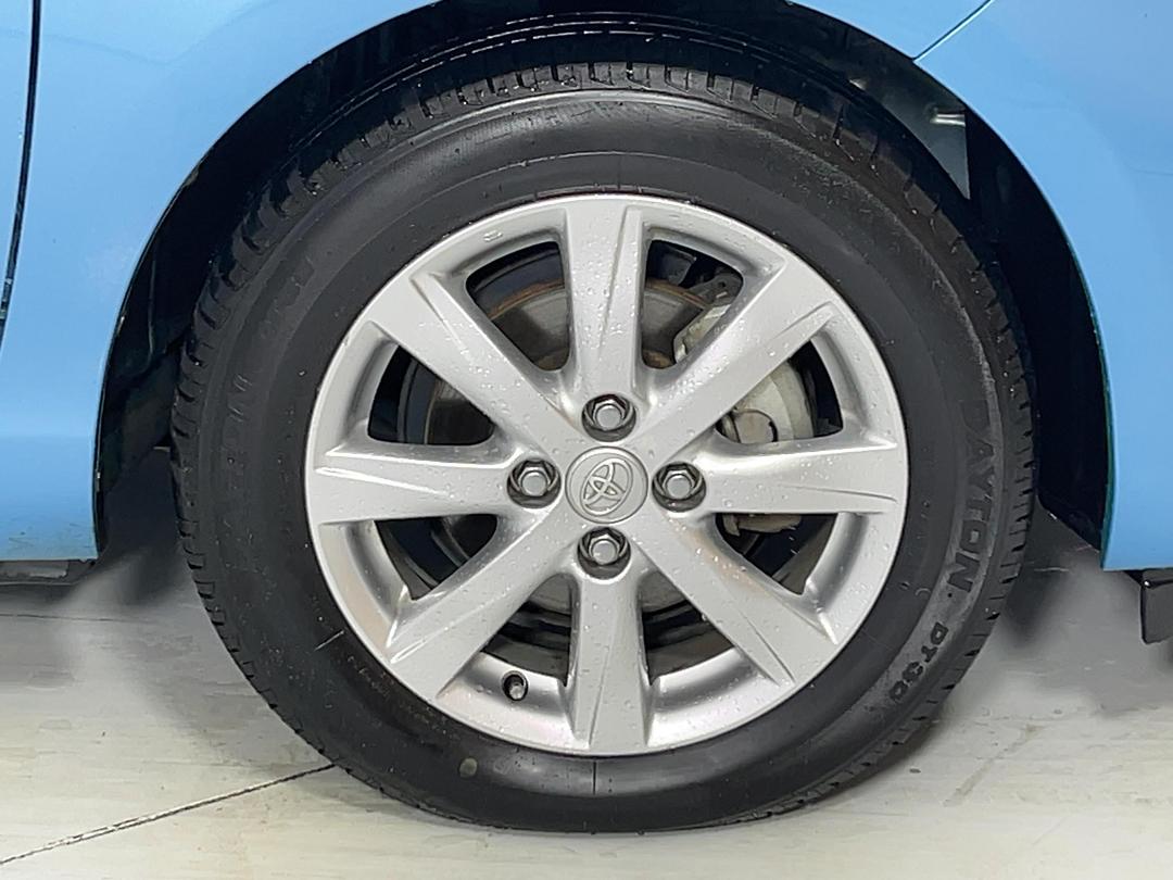 Photo '9' of Toyota Aqua