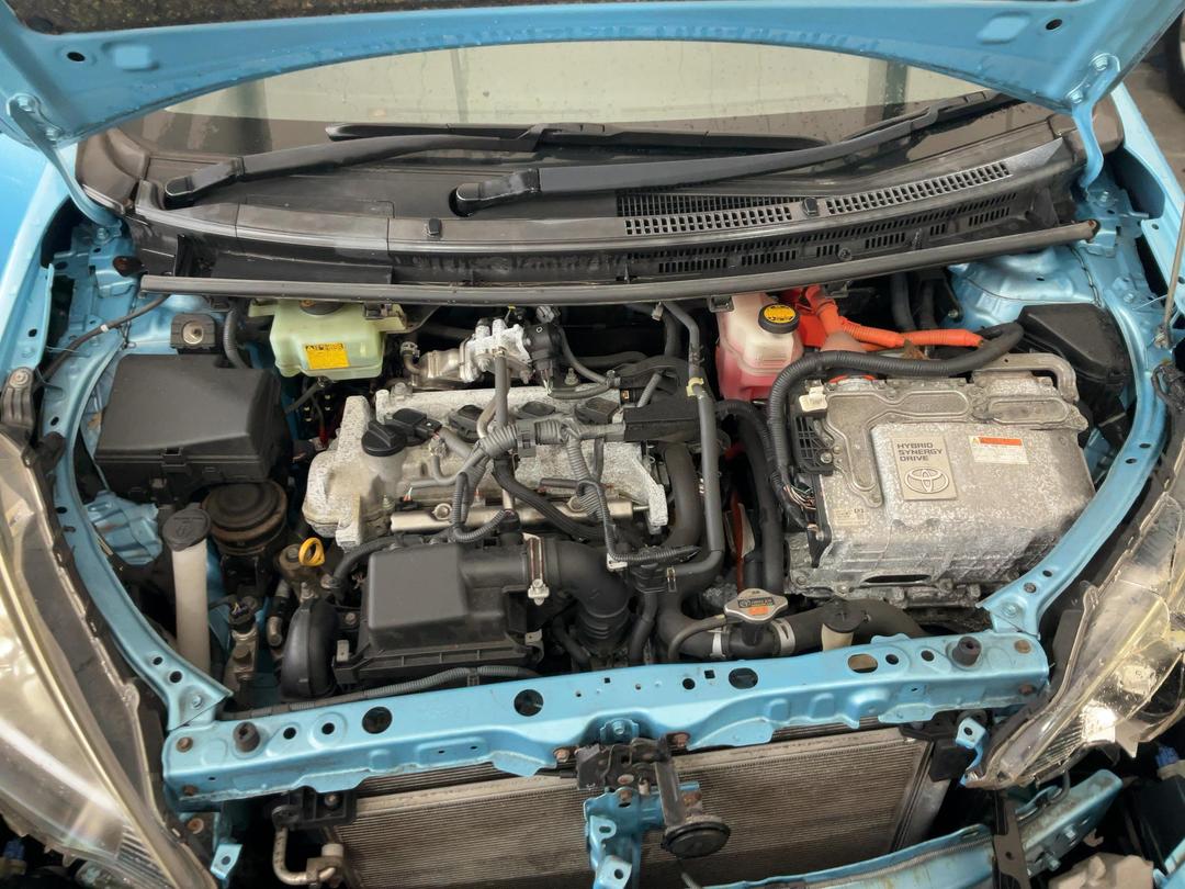 Photo '15' of Toyota Aqua