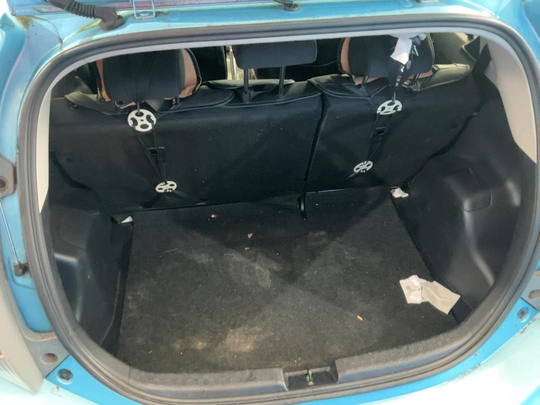 Photo '22' of Toyota Aqua