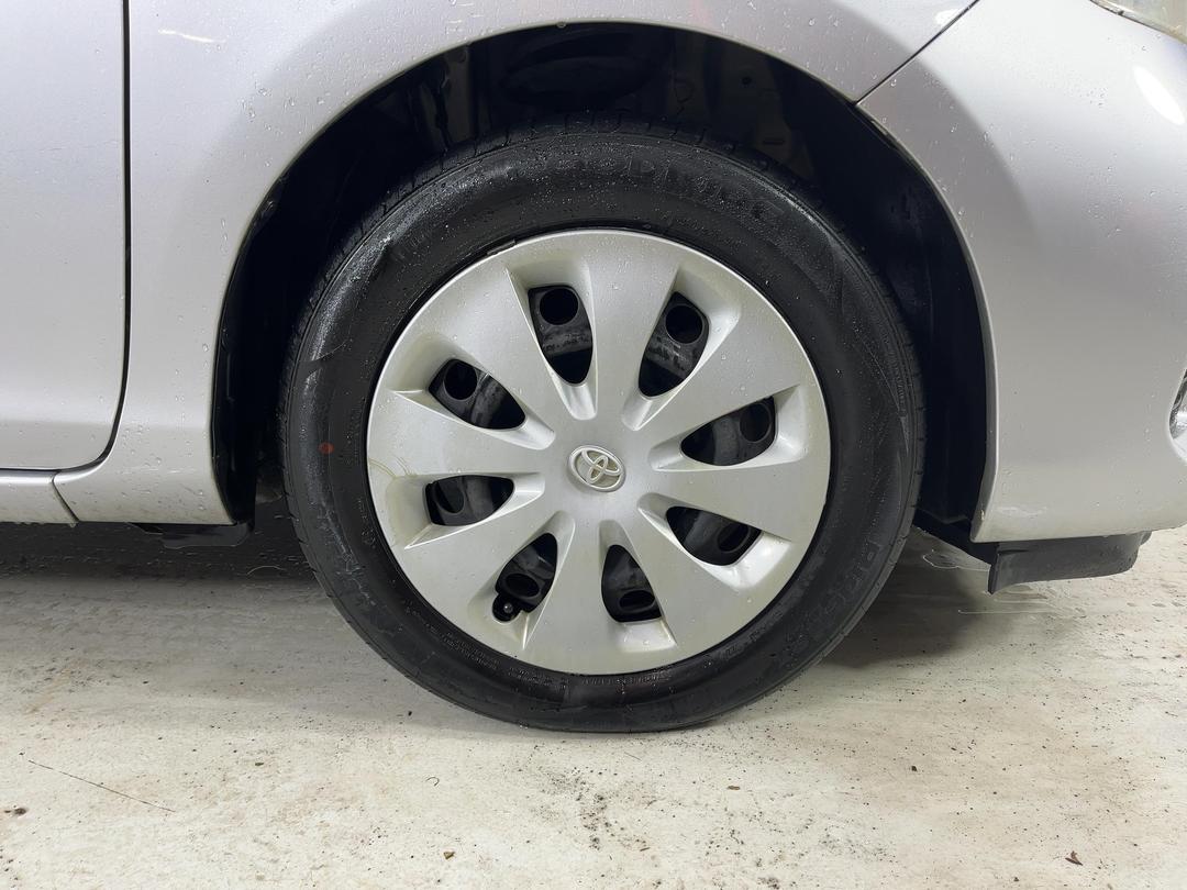 Photo '9' of Toyota Aqua