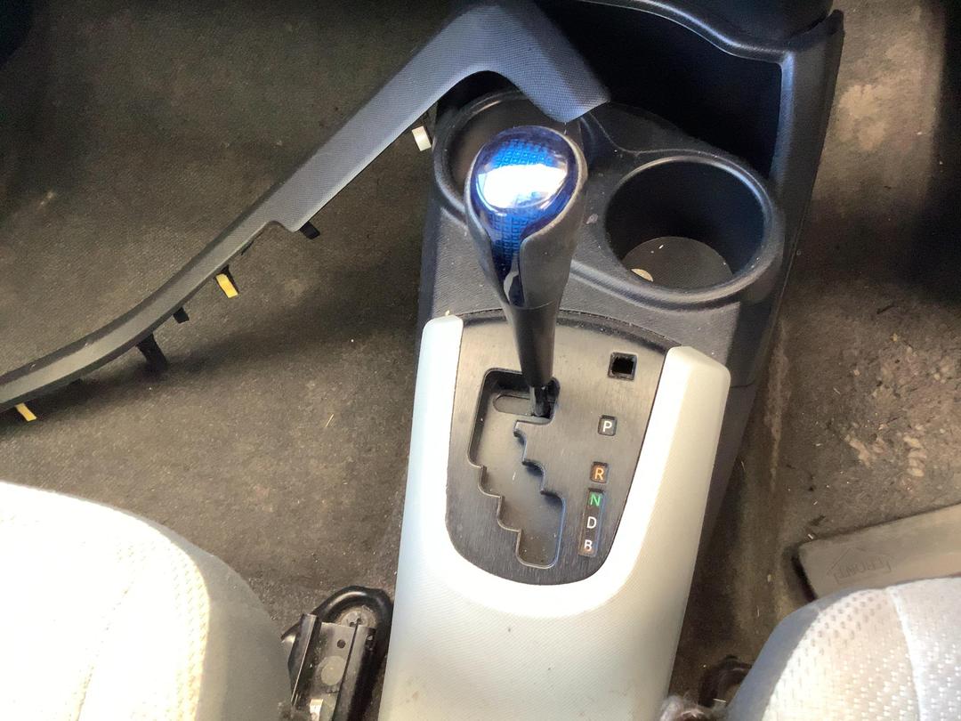 Photo '15' of Toyota Aqua