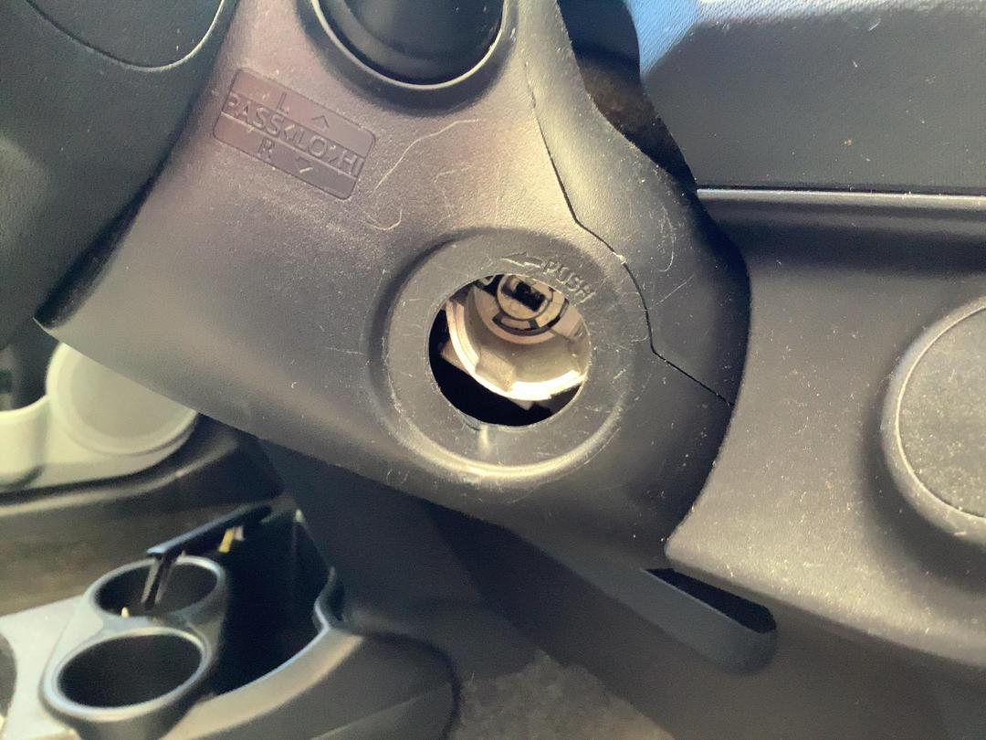 Photo '9' of Toyota Aqua