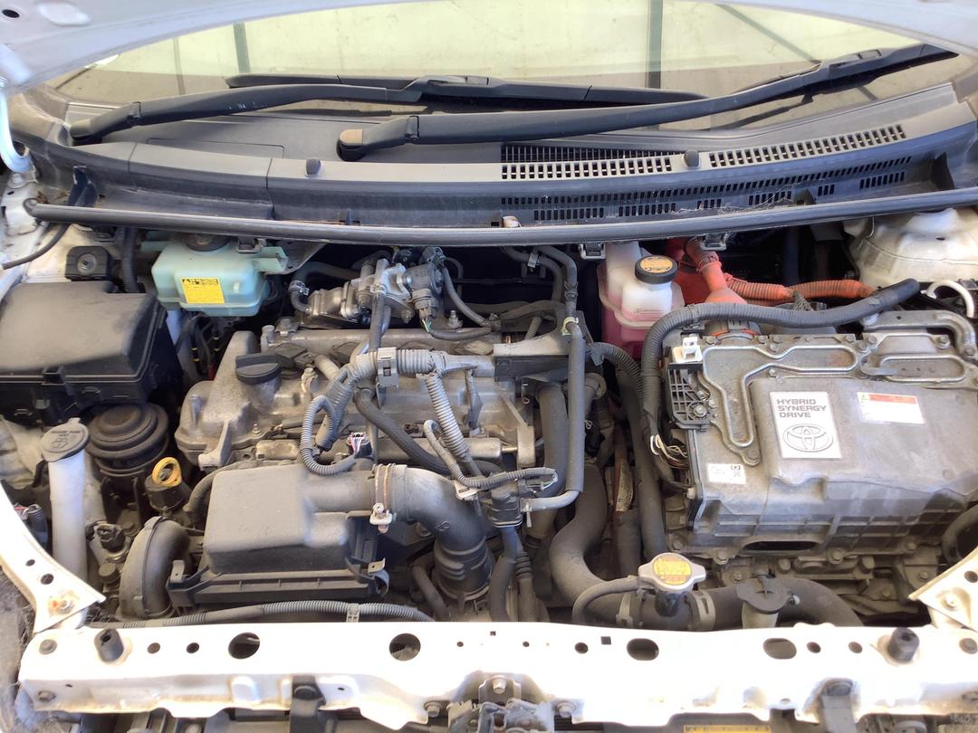 Photo '10' of Toyota Aqua