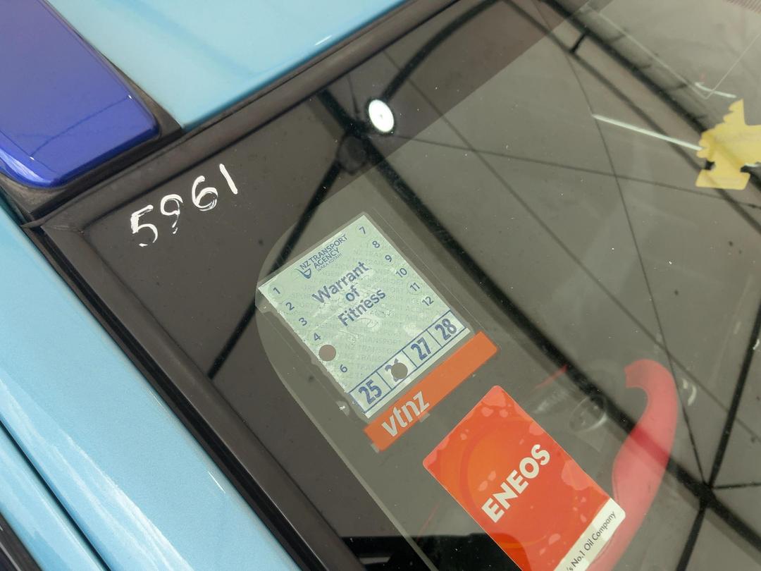 Photo '23' of Toyota Aqua