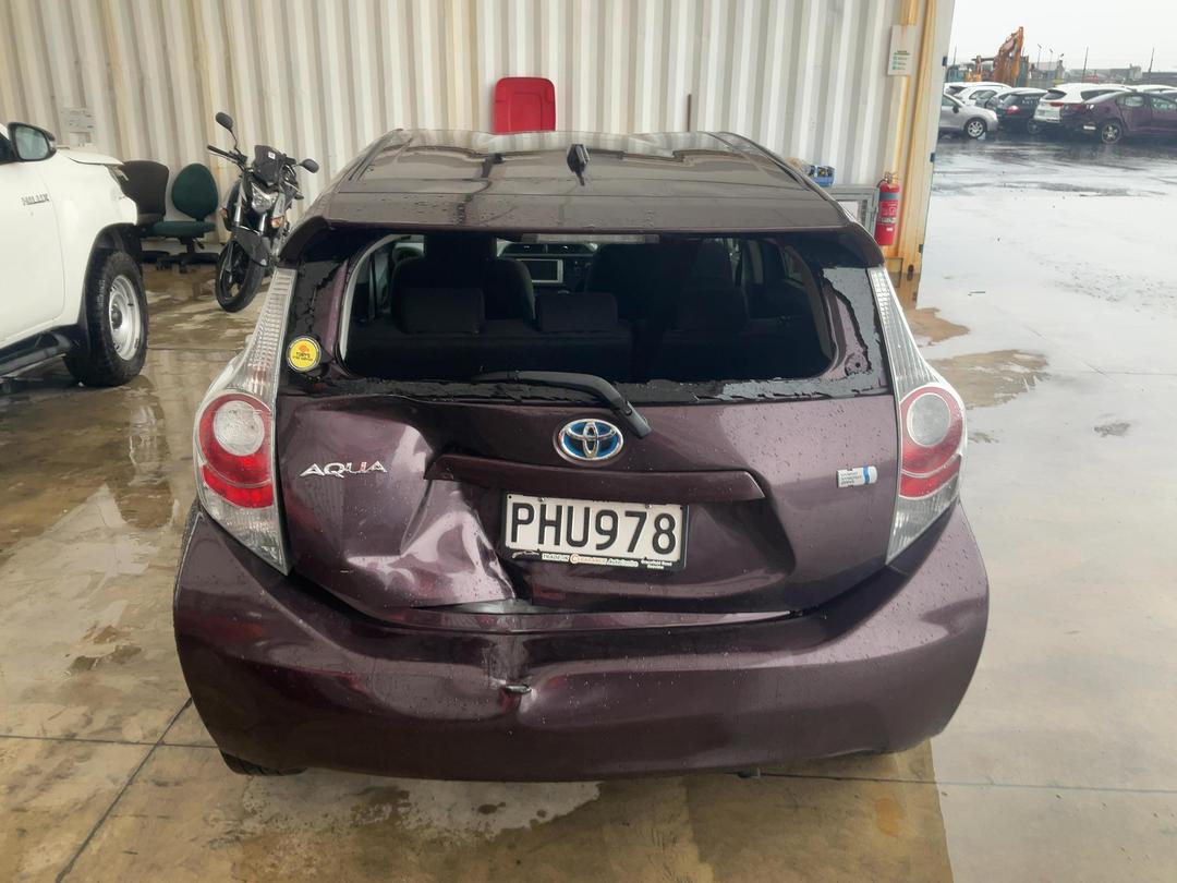 Photo '5' of Toyota Aqua Hybrid