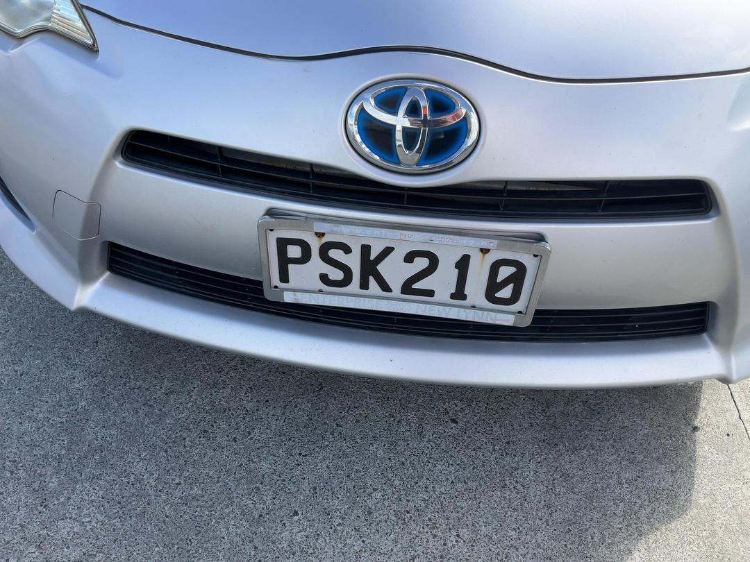 Photo '19' of Toyota Aqua