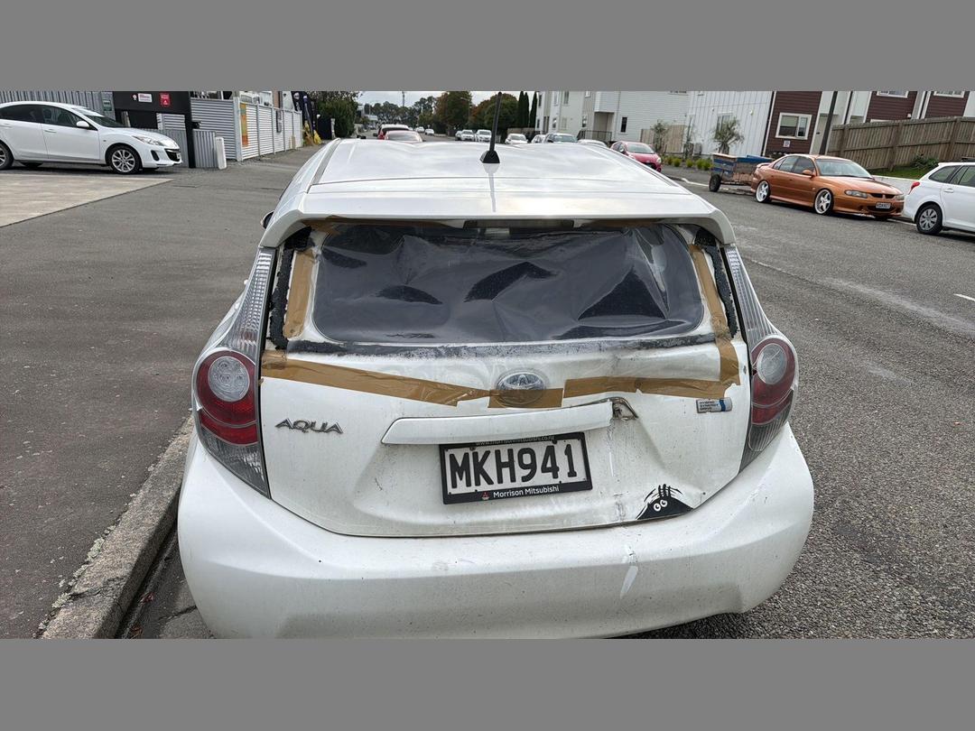 Photo '5' of Toyota Aqua