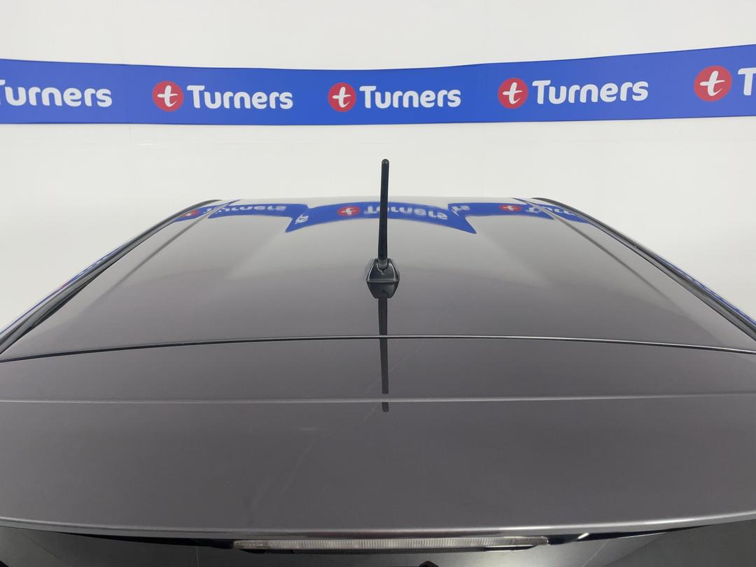 Photo '29' of Toyota Aqua