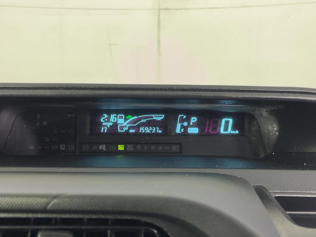 Photo '21' of Toyota Aqua