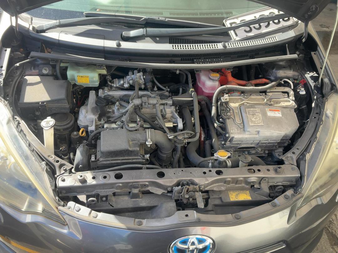 Photo '16' of Toyota Aqua Photo '16' of Toyota Aqua