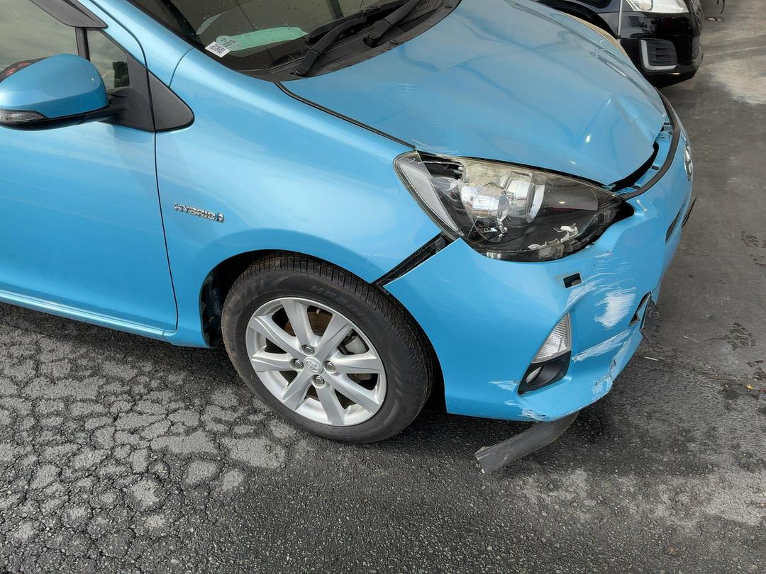 Photo '3' of Toyota Aqua Photo '3' of Toyota Aqua