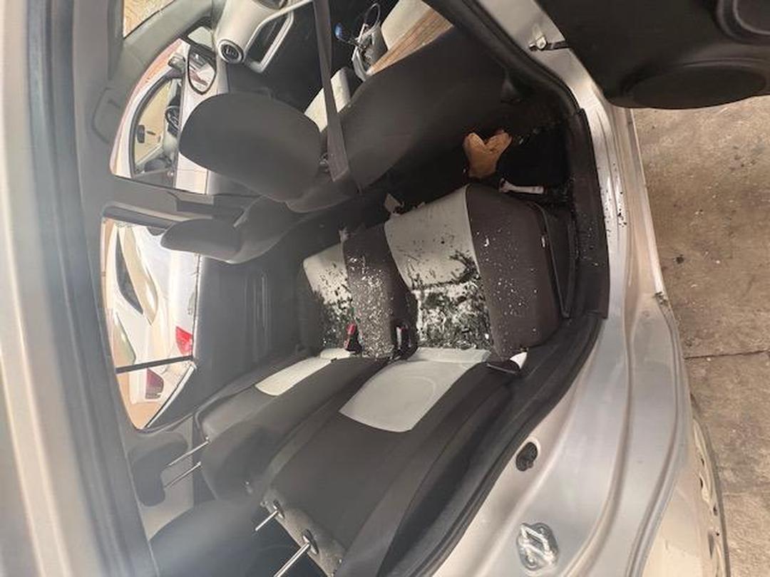 Photo '15' of Toyota Aqua Photo '15' of Toyota Aqua
