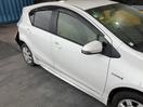 Thumbnail '3' of Toyota Aqua