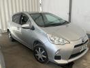 Thumbnail '2' of Toyota Aqua