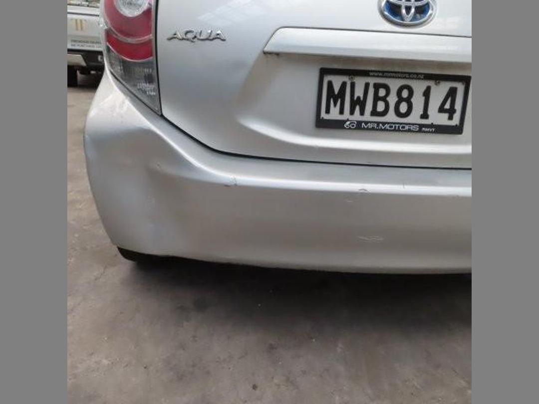 Photo '19' of Toyota Aqua Photo '19' of Toyota Aqua