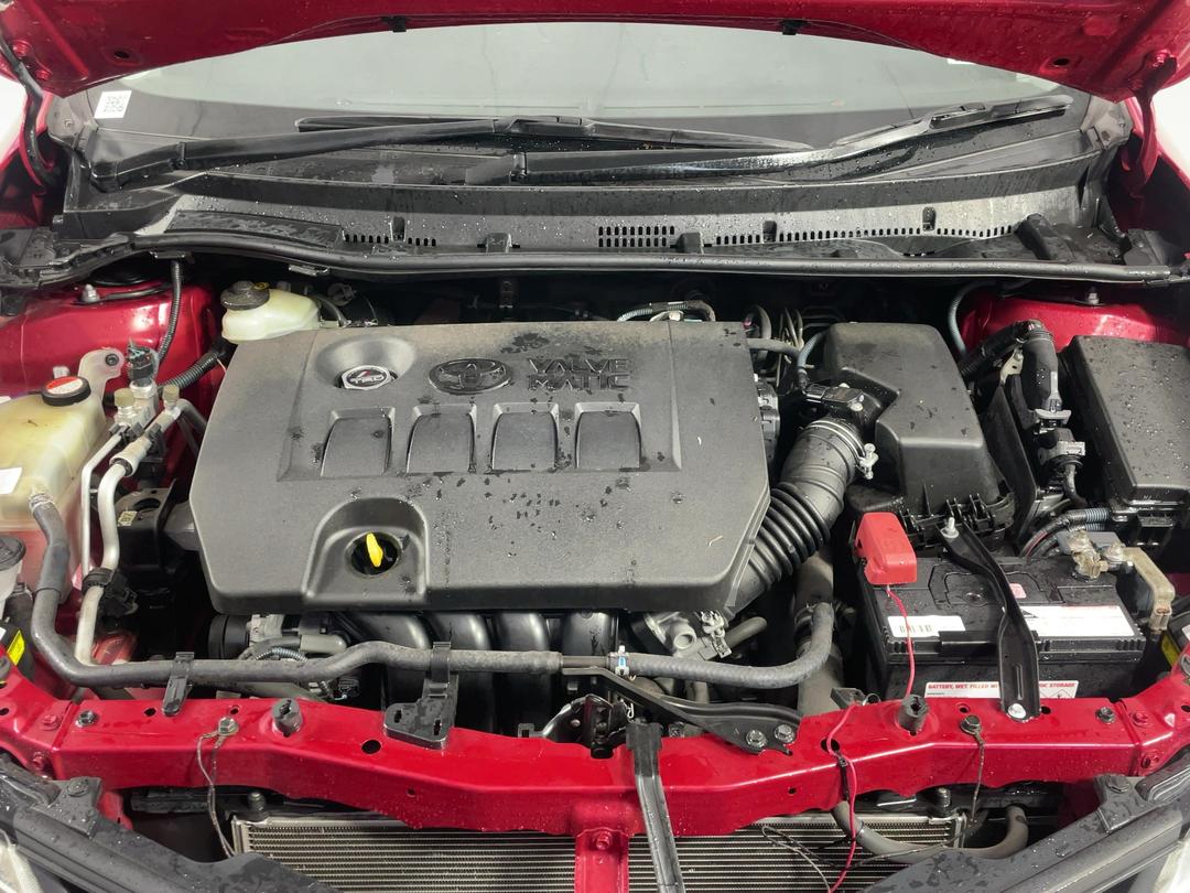 Photo '13' of Toyota Auris