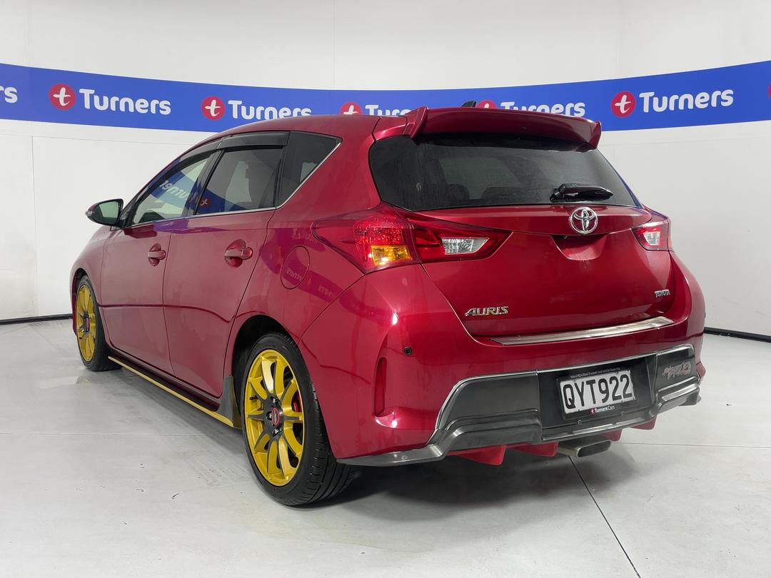Photo '5' of Toyota Auris