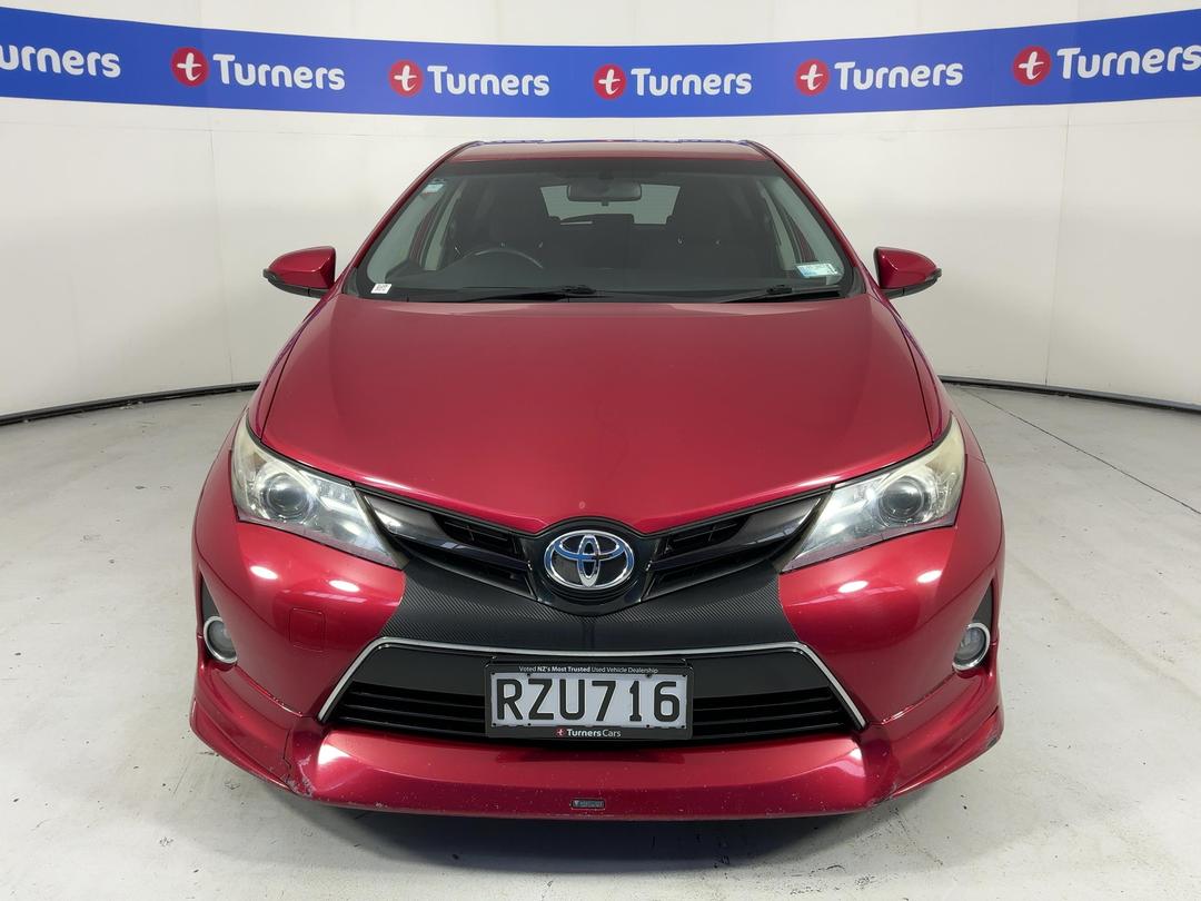 Photo '2' of Toyota Auris