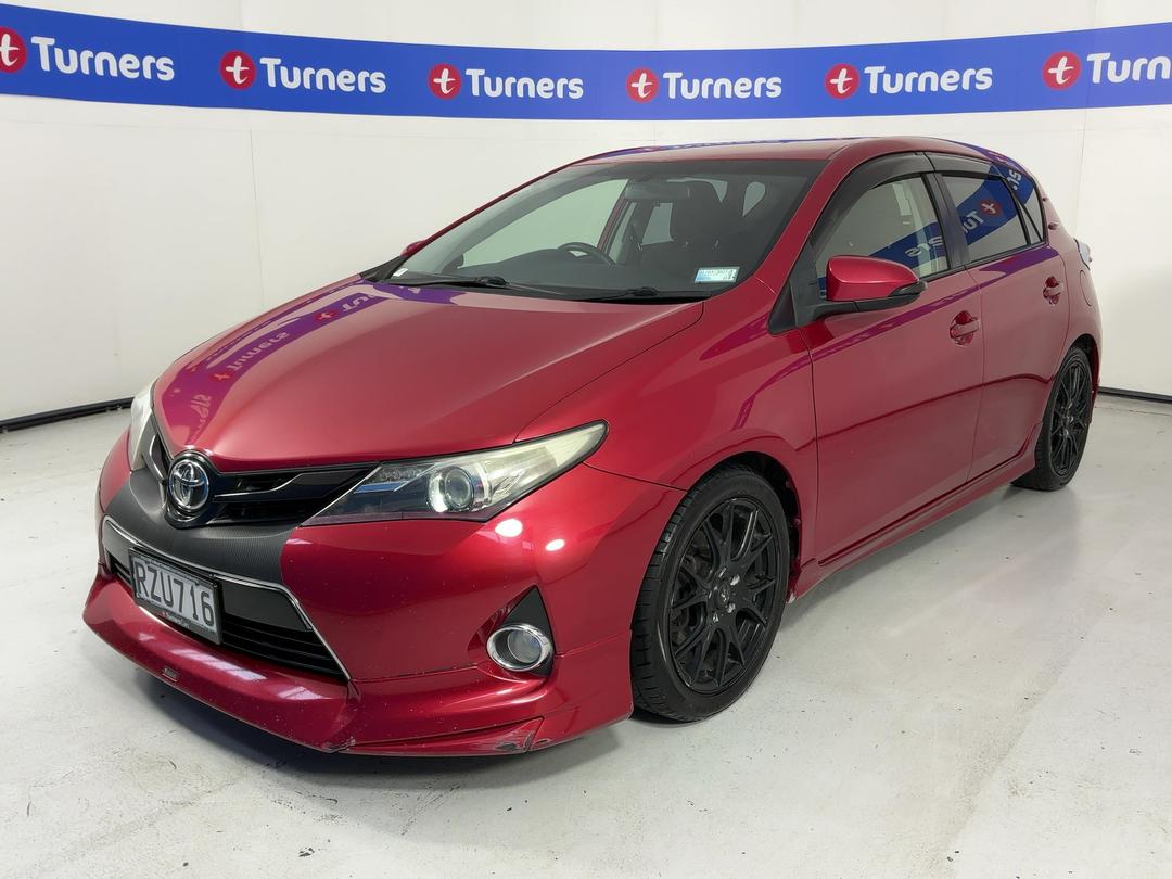 Photo '4' of Toyota Auris