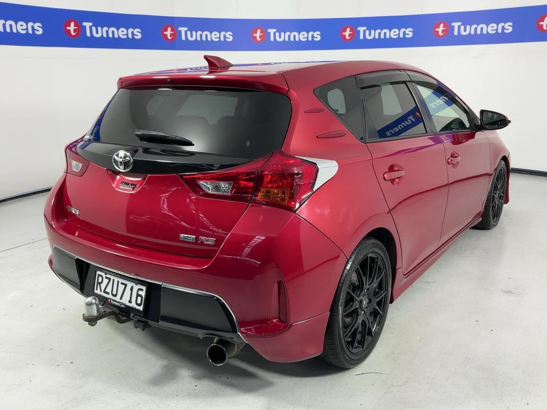 Photo '7' of Toyota Auris