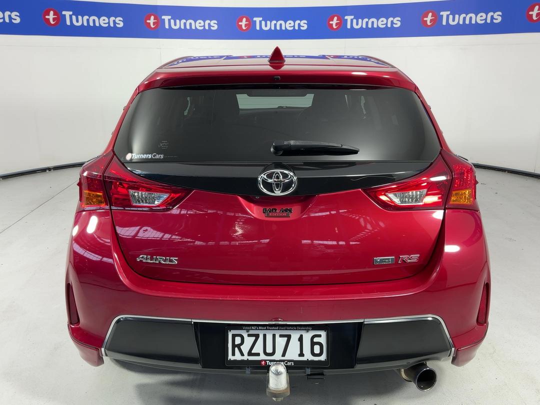 Photo '6' of Toyota Auris