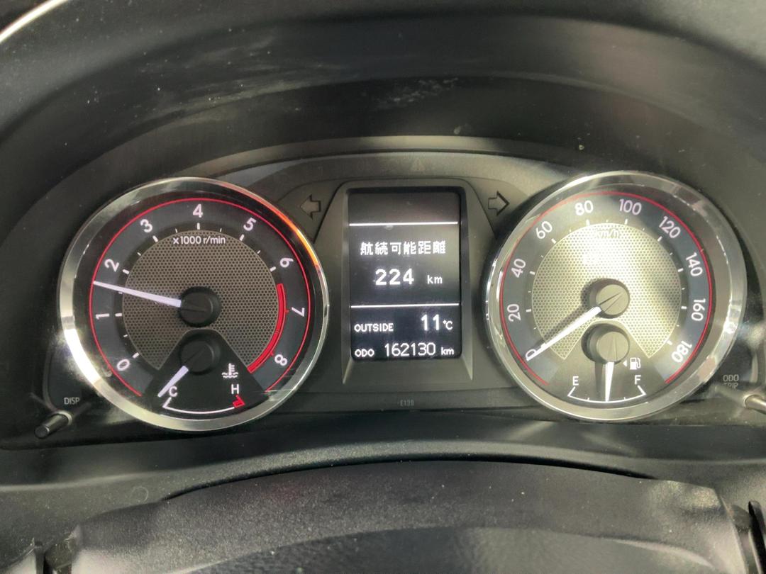 Photo '21' of Toyota Auris